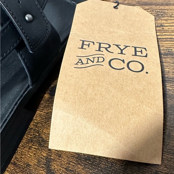 Frye and Co Black Cassia Adjustable Strap Flat Sandals NWT Various Sizes - Picture 6 of 8